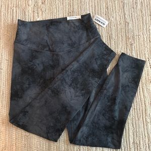 Extra High-Waisted Leggings
